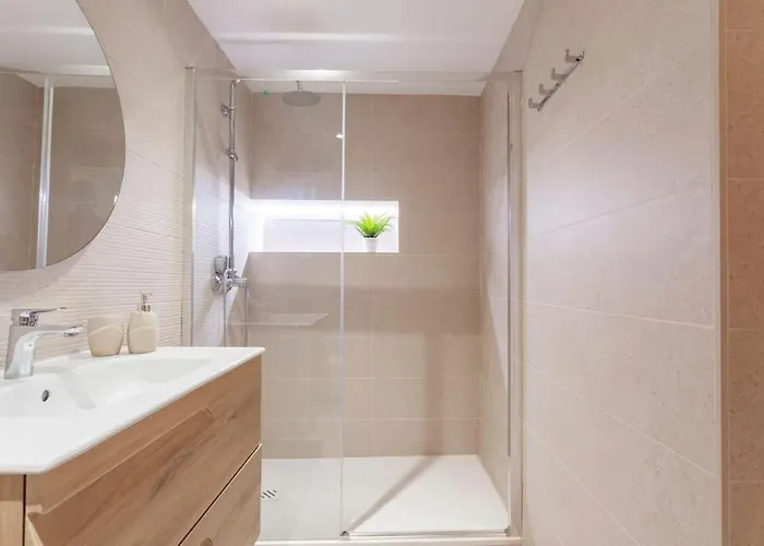 Faro Puerto Estepona