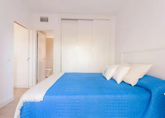 Faro Puerto Апартаменты Эстепона