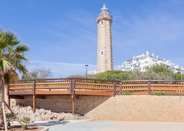 Faro Puerto * Эстепона